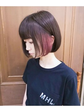 ジュンク(JUNQUE) 切りっぱなしワンレンボブ