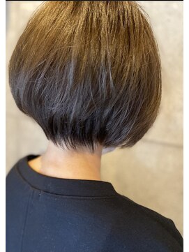 アット ヘアー(at hair) ハンサムショート