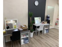 きらら 上市店の雰囲気（シャンプー後はご自分でお手入れするセルフブースがあります。）
