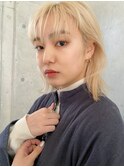 blond hair...