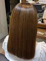 ウル 表参道(HOULe)&nbsp;バイカルテ レイヤー 髪質改善  ベージュ 酸熱トリートメント