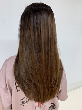 クオリス 上福岡店(QUALIS) 【髪質改善でー5歳】30/40/50代さらっとレイヤー白髪ぼかし