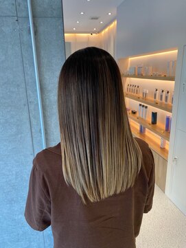 ジーナ 船橋(Zina) 髪質改善＊ロングレイヤーグレーベージュ＊美髪【Zina船橋】