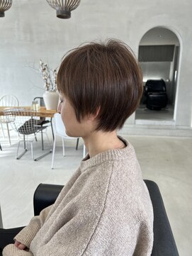 サムシング(Something.) ショートヘア_オリーブベージュ