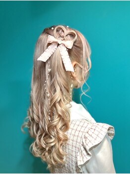 リエラ 新宿(RIERA)の写真/《巻きおろし¥1300/ヘアセット¥2000》アレンジ/ライブ/コンサート/女子会/デート、そんな特別な日に*[新宿]