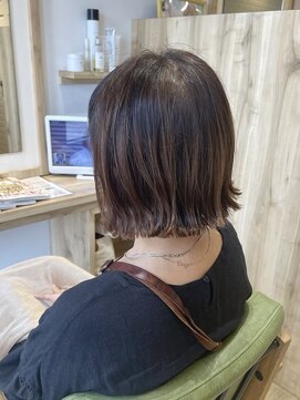 カミケンネクスト(kamiken.next) 襟足スッキリ◎外ハネミニボブ【カミケンネクスト】