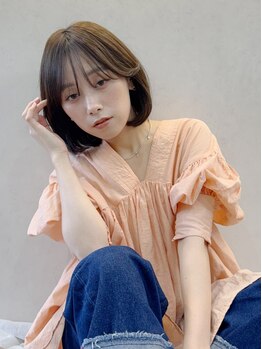 シア 新小岩店(SHEER)の写真/髪のダメージを最小限に抑えた縮毛矯正で、自然なストレートを実現☆思わず触れたくなる艶髪へ《新小岩駅》