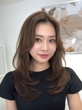 オニキス(ONYX) T191レイヤーカットワンカールミルクティーブリーチなし表参道