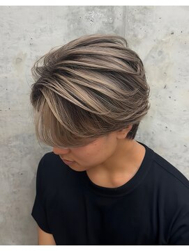 ヌエン 渋谷(NU/EN) メンズシャドールーツ/メンズバレイヤージュ/小顔カット