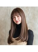 ★透け感ストレートロング