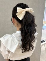 ヴィサージュアクト(VISAGE a.c.t)&nbsp;ふわふわポニーアレンジ