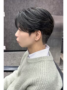 メンズサロン スライバイリアオオサカ(Sly By Ria OSAKA) ~毛流れセンターパート~【大阪/梅田】