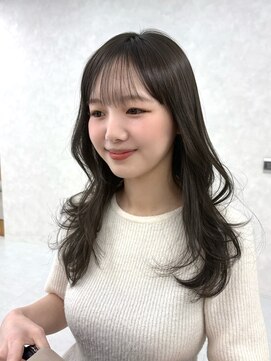 スウェル(SWELL) 透明感たっぷりなオリーブグレージュ