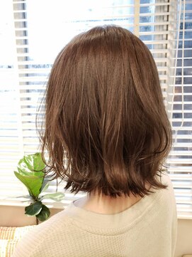 アーツ 町田(arts) 【arts町田】切りっぱなし・外ハネ・ボブ