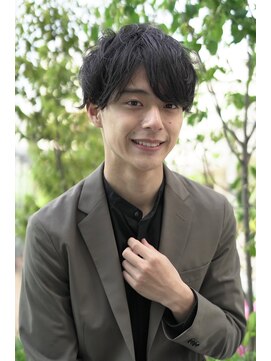 ジョエミバイアンアミ(joemi by Un ami) (joemi 新宿)仕事OKパーマ 黒髪マッシュ メンズヘア 近江