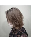 【liris】ホワイトグレー×レイヤーショートボブ透け感バング