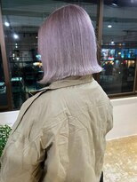 メリー オオサカ(Merly Osaka)&nbsp;みんなを虜にするホワイトカラー_ホワイトラベアッシュ_