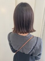 ヘアーデザイン リボン(hair design Ribon) アッシュブラウン&切りっぱなしボブ