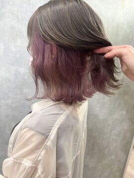 アネラ(Anela) ラベンダーピンクインナーカラー×グレージュ　波巻きボブ