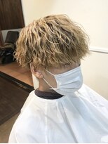 アイリス ヘアデザイン(IRIS HAIR DESIGN) 刈り上げマッシュ×波巻きパーマ