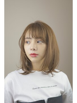 ホワイエ(Foyer) レイヤーボブ