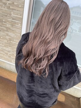 チラックス(ChilluX) 透明感ベージュカラー