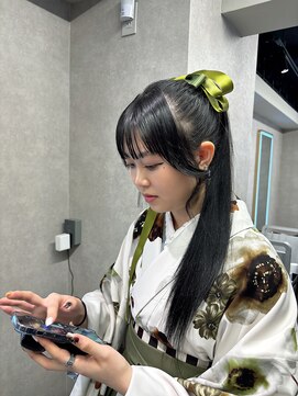 ニーナ ビューティーサロン(NINA Beauty Salon) スーパーロングポニー