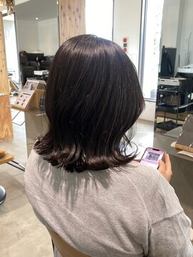 トテ(tote.) 切りっぱなしミディアムボブ黒髪暗髪艶髪