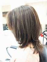 ヘアーデザインムーヴ(Hair design MOVE)&nbsp;白髪ぼかしハイライト　明るい白髪染め