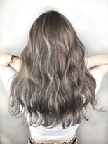 アンダーバーホワイト 泉佐野店(_WHITE)&nbsp;☆ ハイライトカラー　ケアブリーチ　ダブルカラー　イルミナ