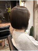 ツヤ髪スタイルニュアンスカラーショートボブセンターパート