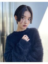 エアー 青山(AIR) 前髪あり耳掛け丸みくびれショートボブ20代30代40代50代60代