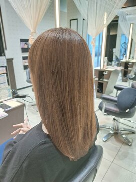 ミック ヘアアンドメイクアップ 高田店(miq Hair&Make up) ミルクティーベージュ/ブリーチなし/ベージュ系カラー/透明感