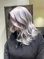 リフル 八王子(RIFULL)&nbsp;ハイライト　バレイヤージュ　ショート　レイヤー　髪質改善