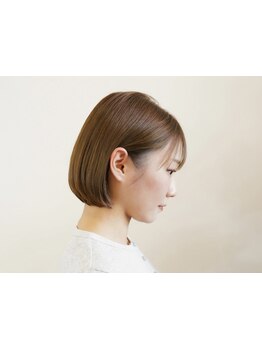 毎日がまとまる“扱いやすい髪”へ。女性の悩みに寄り添う再現性カットが好評＊[高松]