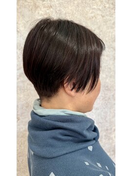 大人ショート×タイトな刈り上げ　オレンジカラー