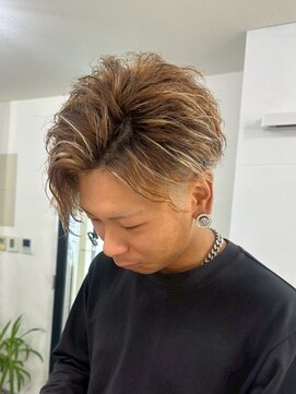 キング 楠葉店(K!ng) 波巻きツイストスパイラルパーマ/フェザーパーマ/眉毛/メンズ