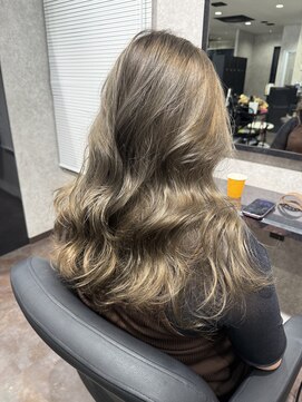 ラッシュヘアエン(Rush hair en) 透明感オリーブベージュ