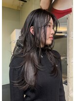 ゾーイダイミョウ(ZOEY daimyo)&nbsp;大名  レイヤーカット  ハッシュカット