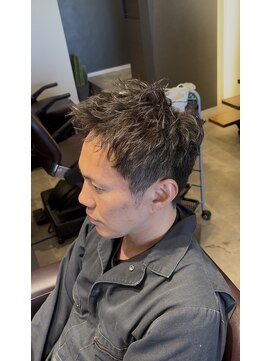 ブル(b.u.l.l.) スパイキーショート＋ソフトツイスト