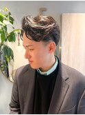men's/メンズ/リバースセンターパート/黒染め/韓国/顔周り波巻き