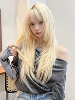 アプリ 大宮西口(appri) ホワイトブロンド×韓国ロングレイヤー/大宮