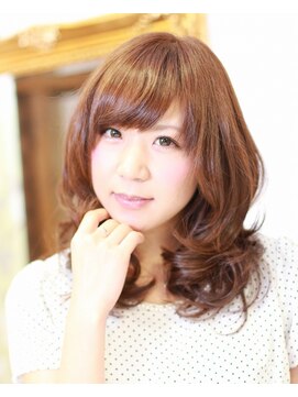 テテクルー(tete et clou) 透明感のあるグリーンティーカラー