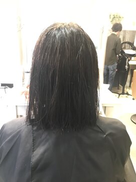 ロンド 銀座(Lond) バッサリ大人可愛いフェミニンパーマ【担当高橋ヒロシ】