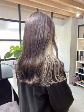 サクラ オモテサンドウ(SAKURA) インナーカラーホワイトベージュ インナーカラーボブ