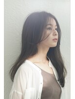 ウタ&nbsp;【uta 】抜け感ロング×アッシュブラウン