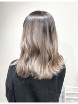 リグ 横浜(Lig.)&nbsp;ケアブリーチ/イルミナカラーペールベージュ