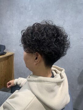 ザ シザーハンズ ナガノ(THE SCISSORS HANDS NAGANO) 無造作メンズパーマ（ちょいハード寄り）20代30代40代メンズ◎