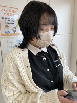 クレーチェ(CRECE) ウルフカット/ミディアムウルフ/透明感カラー◎20代30代