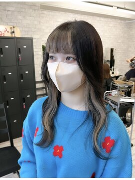 リル 溝の口(LiL) インナーカラー/溝の口/ブリーチ/ダブルカラー/レイヤーカット